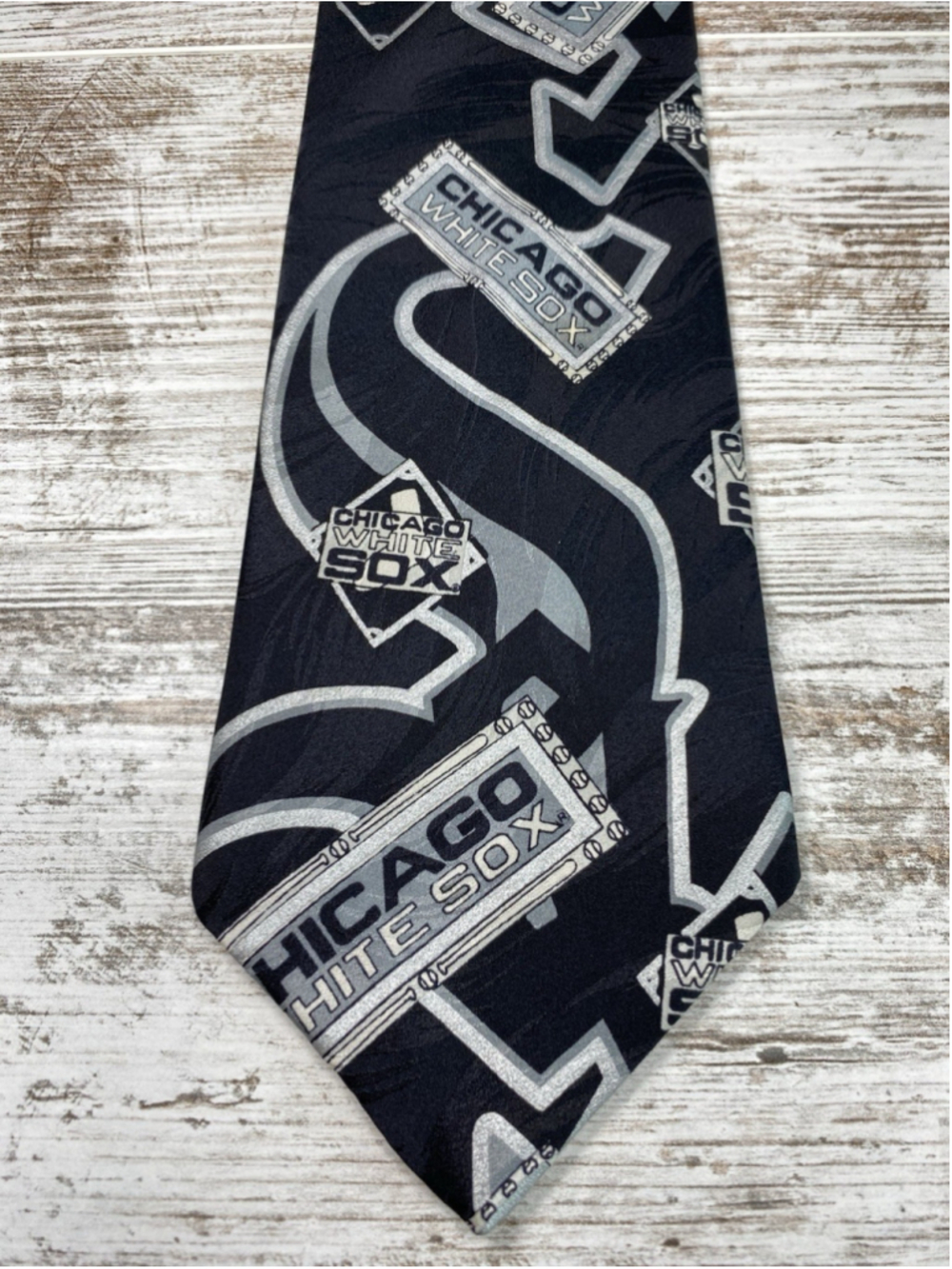 Vintage 1992 Chicago White Sox RM Sport Ralph Marlin 100% Silk Tie 57”x 3.9”